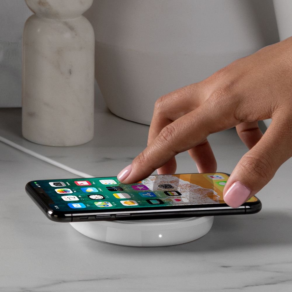 Belkin Boost UP Wireless Charging Pad For iPhone - White (Certified Refurbished)