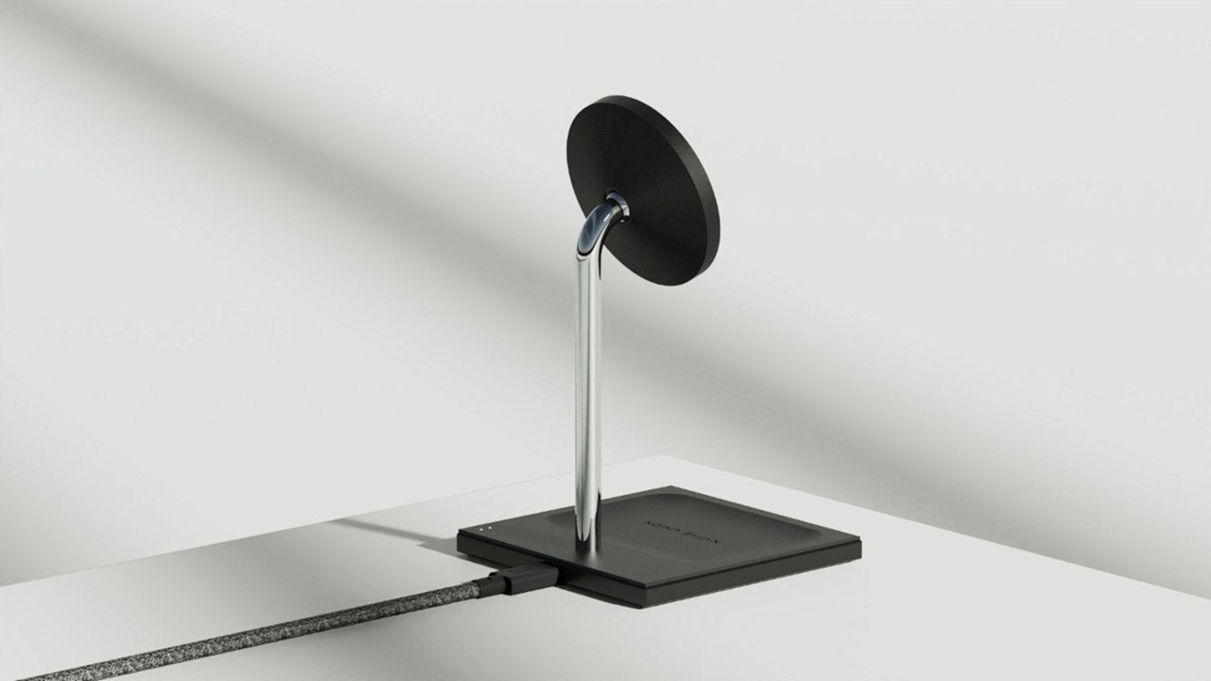 Native Union Magnetic Wireless Charging Pad for Qi-Compatible Devices - Black (Renewed)