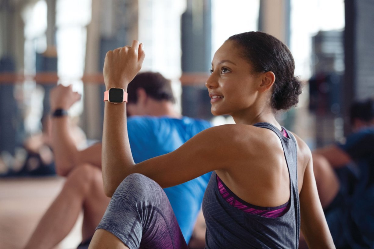 Fitbit Versa Smart Watch with Heart Rate Monitor - Rose Gold (New)