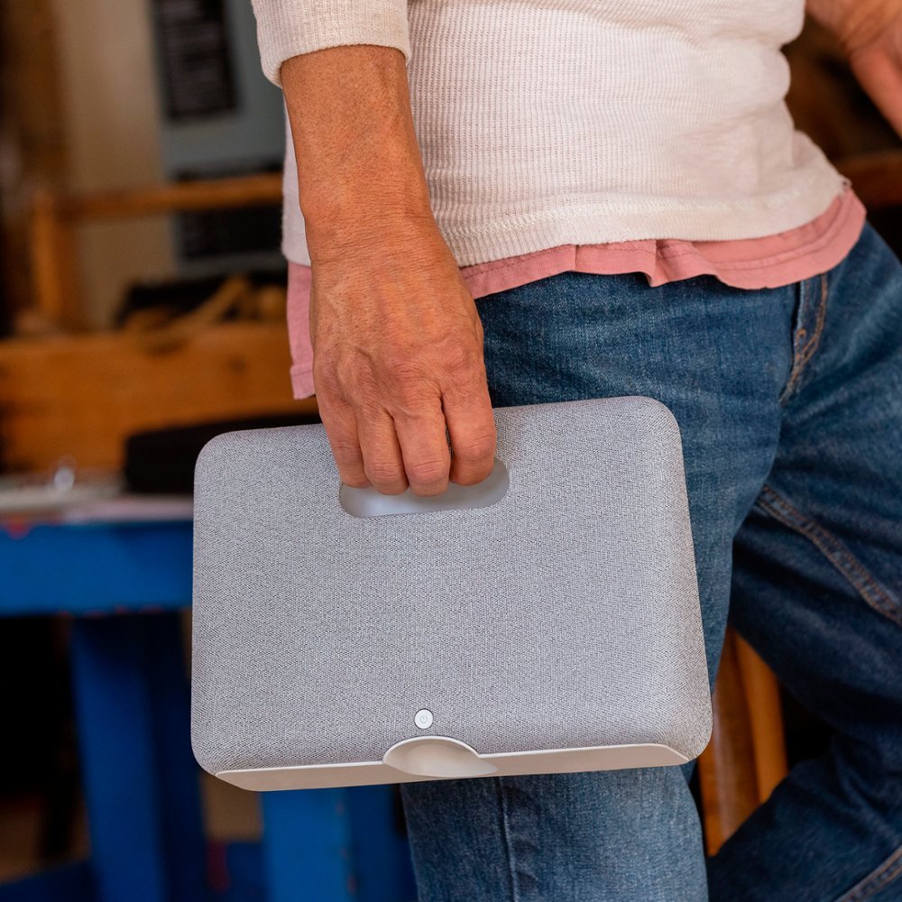 Meta Portal Go Portable Smart Video Calling 10” Touch Screen with Battery (Refurbished)