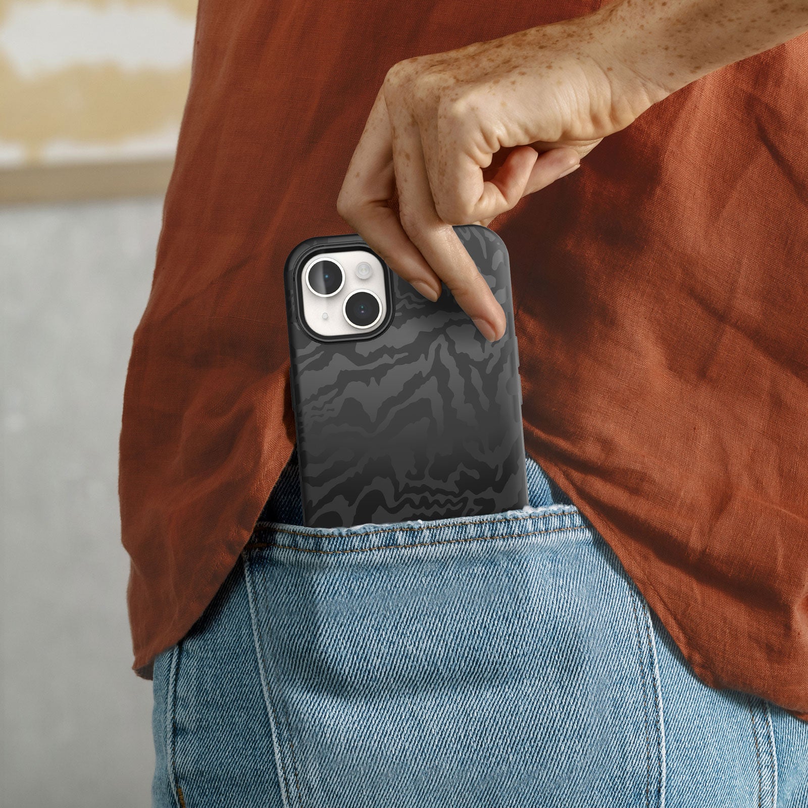 OtterBox SYMMETRY SERIES+ case w/MagSafe for Apple iPhone 14 Plus - Rebel (77-88942) (New)