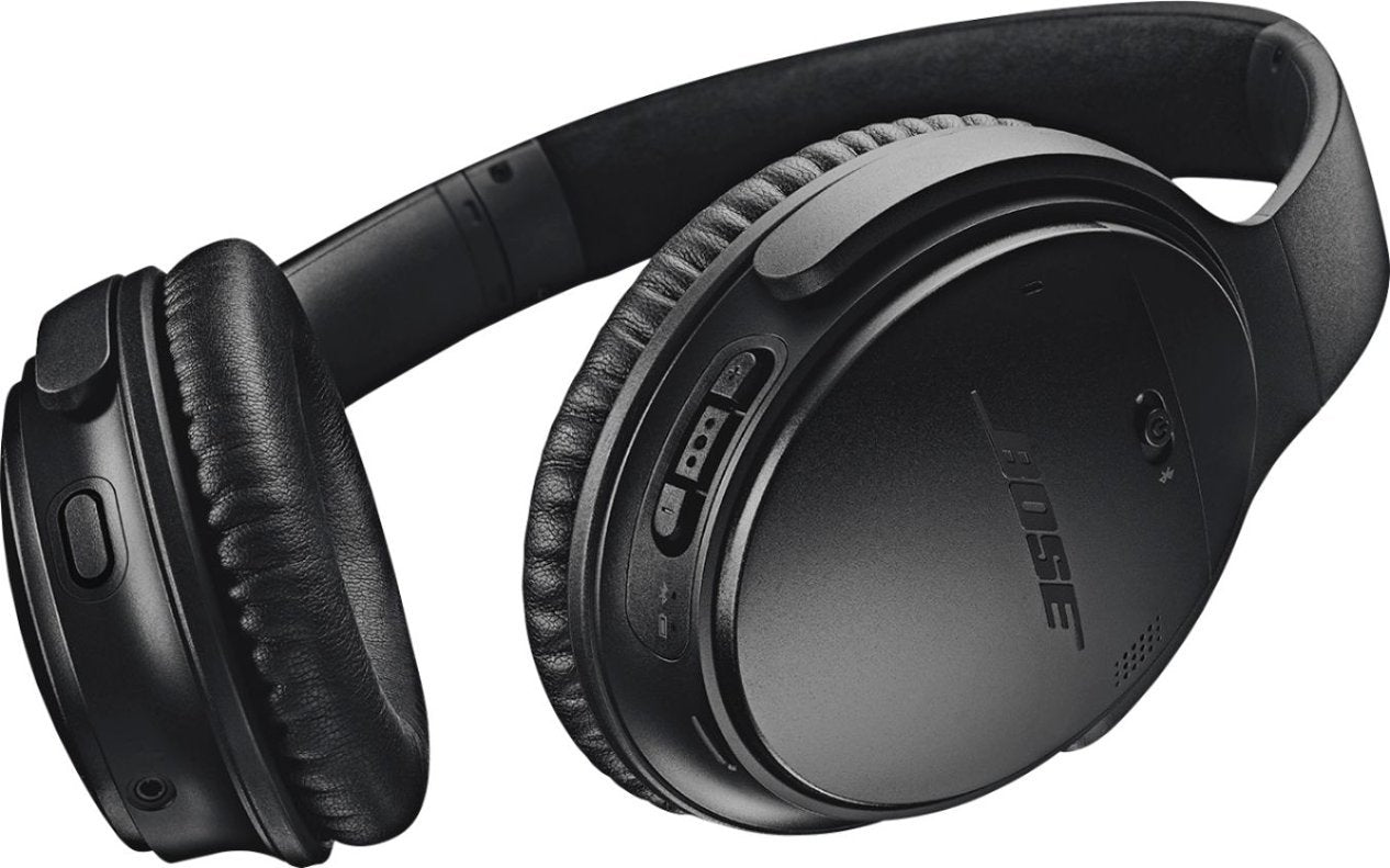 Bose QuietComfort 35 II Wireless Bluetooth Headphones with Alexa - Black (Refurbished)